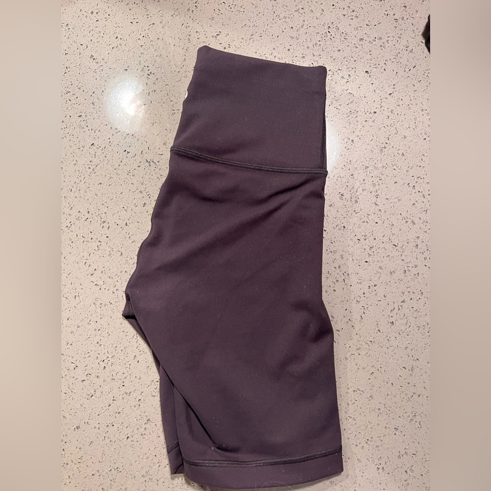 Lululemon Wunder Train 8’ black biker shorts